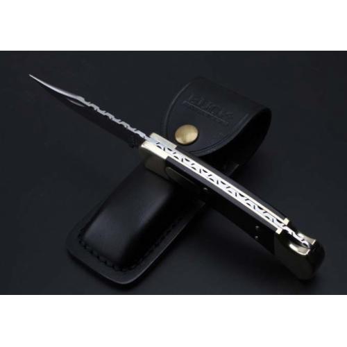Buck 110 Folding Knife: Classic Damascus