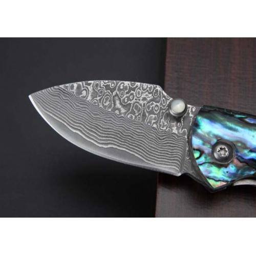 Damascus Collector\'s Edition Folding Knife