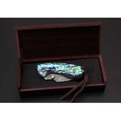 Damascus Collector\'s Edition Folding Knife
