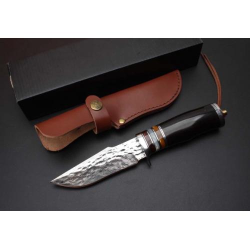 Hand-Forged Damascus Hunting Knife