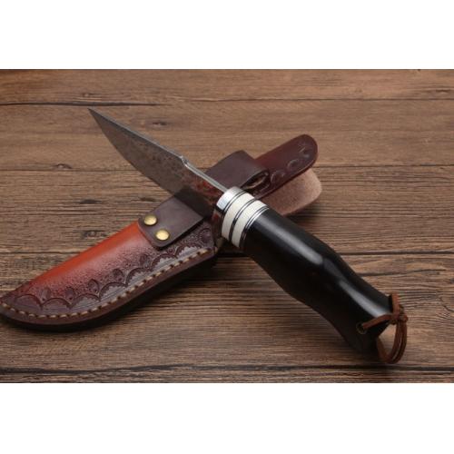 Handcrafted Damascus Steel Hunting Knife