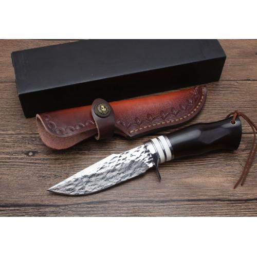 Handcrafted Damascus Steel Hunting Knife
