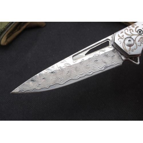 Woodpecker Damascus Folding Knife