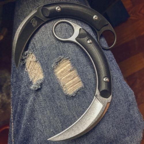 Bastinelli Knives Italy - Shadow Moon Claw