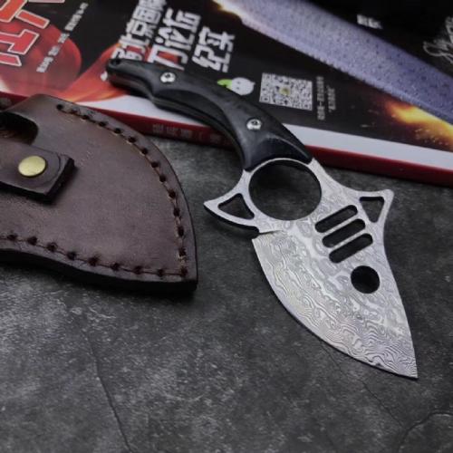 Damascus Shark Knife with Integrated Luminous Carbon Fiber Handle