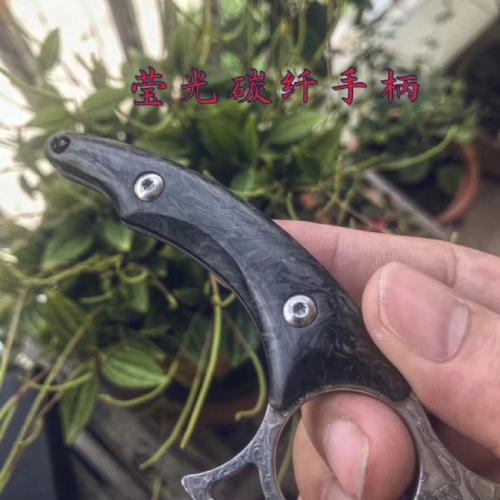 Damascus Shark Knife with Integrated Luminous Carbon Fiber Handle