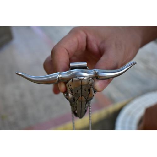 Mini Bull Damascus Steel Hand Dagger