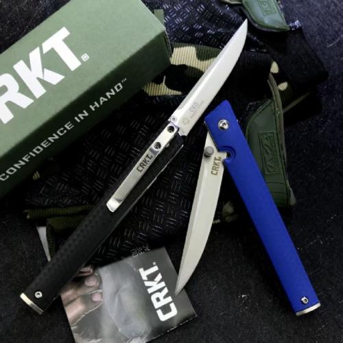 Columbia 7096 Folding Knife with Bearing, Available in Blue and Black Handles