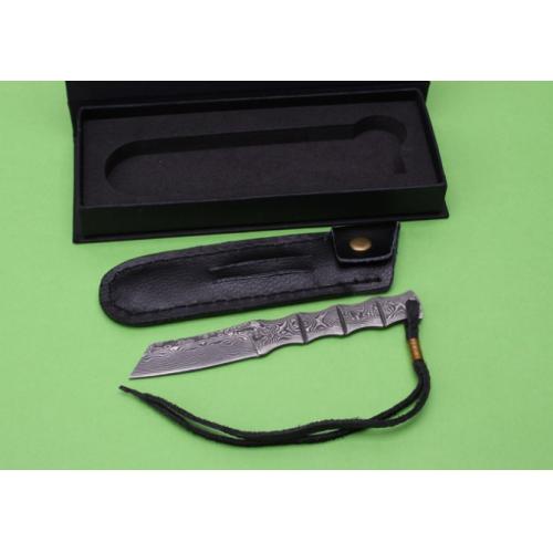 Damascus Steel Fixed Blade Knife with Bamboo Pattern