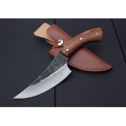 Handcrafted Triangular Tiger Forged Knife: A Masterpiece of Precision and Artistry