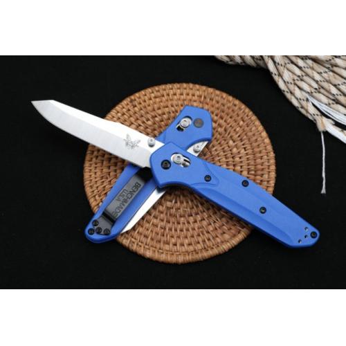 Benchmade 940 Folding Knife with Blue Handle and Combo Edge