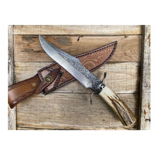 Supreme Wild Antler Damascus Collectible Knife