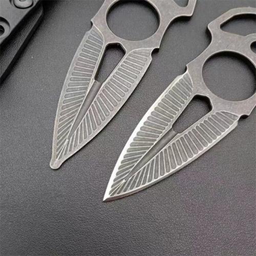 Introducing the Ice Feather Push Dagger: a perfect blend of elegance and precision. Crafted for those who appreciate bot