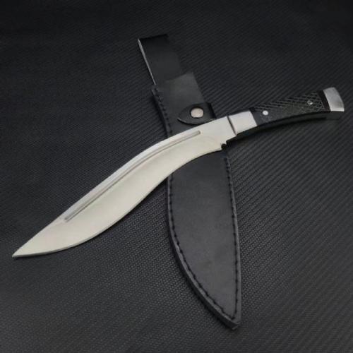 Compact Tactical Kukri Knife: Precision Meets Power