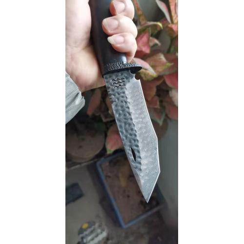 Handcrafted Damascus Hunting Knife – Embody the Samurai Spirit