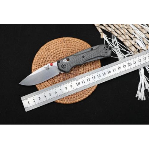 Benchmade 565-1 Carbon Fiber Folding Knife