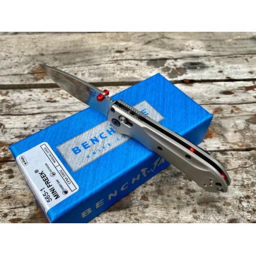 Benchmade 565-1 Titanium Folding Knife