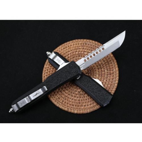 Introducing the Microtech Navy Ant III: Precision engineering meets cutting-edge technology. Experience unparalleled per
