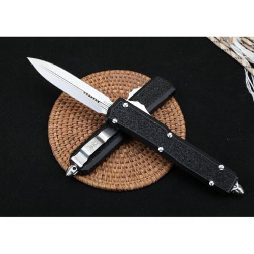 Introducing the Microtech Navy Ant III: Precision engineering meets cutting-edge technology. Experience unparalleled per