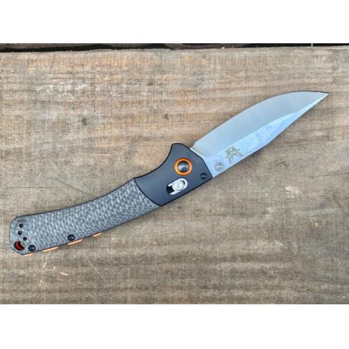 Benchmade 10580-1 Folding Knife with Carbon Fiber Handle