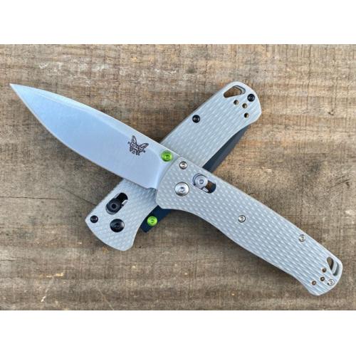 Benchmade 535-2002 Folding Knife with G10 Handle