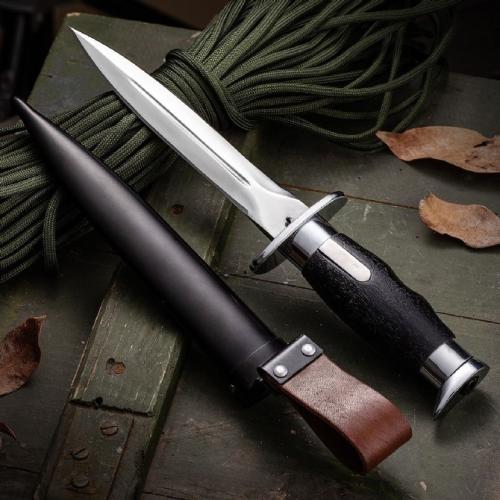 Vietnam War - Chinese Type 53 Reconnaissance Dagger (Black Handle)