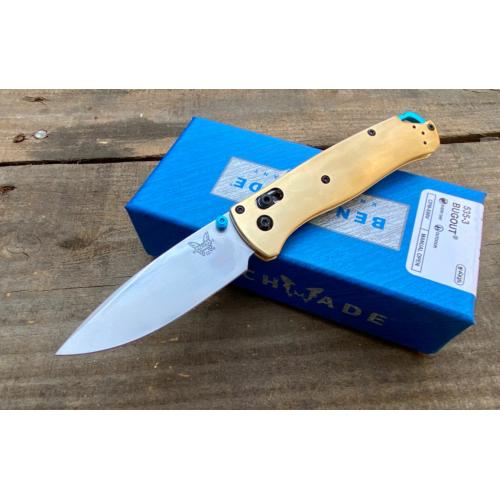Butterfly 535 Brass Handle Folding Knife: A blend of elegance and precision, this knife features a durable brass handle 
