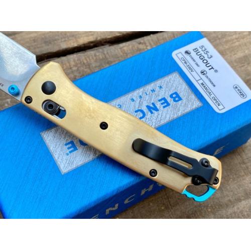 Butterfly 535 Brass Handle Folding Knife: A blend of elegance and precision, this knife features a durable brass handle 