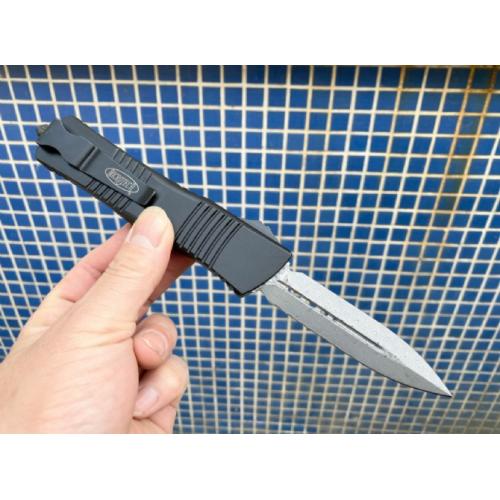 Replica Microtech Hellhound OTF Knife with Damascus Steel