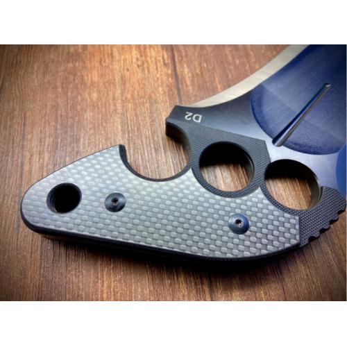 Introducing the Nemoto Tomoyuki Design Carbon Fiber Push Dagger.