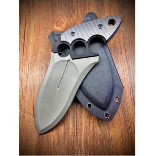 Introducing the Nemoto Tomoyuki Design Carbon Fiber Push Dagger.