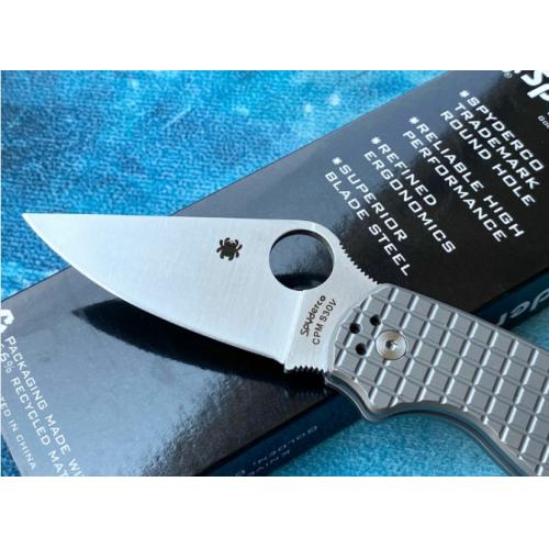 Spyderco C223 Checkered Folding Knife