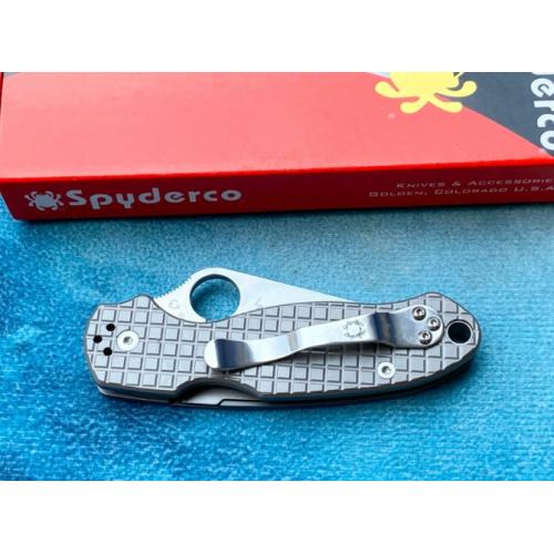 Spyderco C223 Checkered Folding Knife