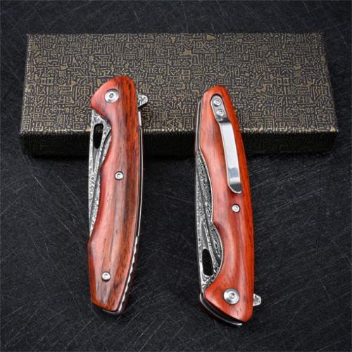 VG10 Damascus Woodpecker Folding Knife