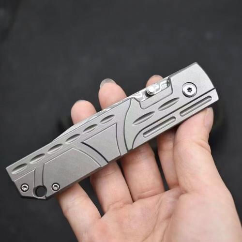 LUOKESI Damascus Folding Knife with a Titanium Handle