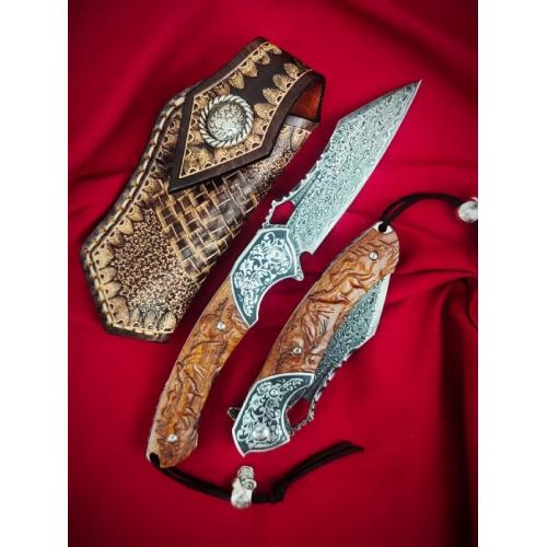 Wolf Howl Damascus Folding Knife