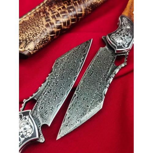 Wolf Howl Damascus Folding Knife