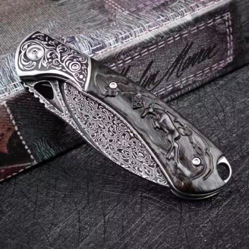 VG10 Damascus - Spotted Deer Folding Knife