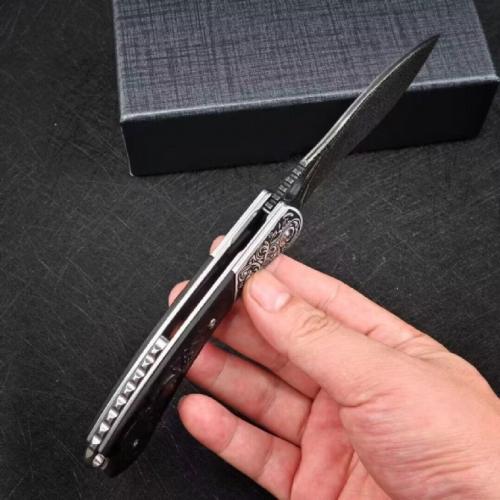 VG10 Damascus - Spotted Deer Folding Knife