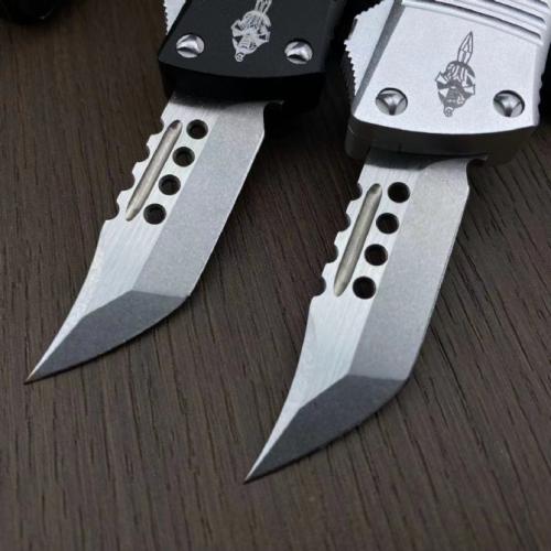 Introducing the Microtech Mini Dragon Hellhound: a compact powerhouse of precision and performance. Crafted for those wh