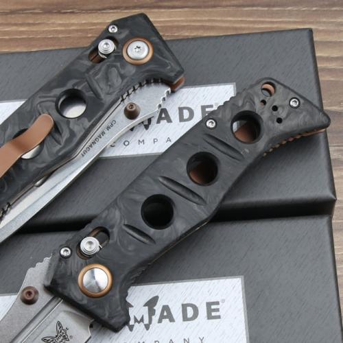 BENCHMADE 273-03 Folding Knife with Carbon Fiber Handle