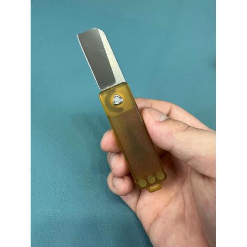Introducing the Rocket JJ219 Magnetic Folding Knife: Precision meets convenience in a sleek, compact design. Perfect for