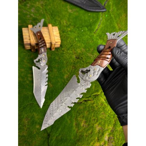 Cloud Piercer Shark Straight Knife