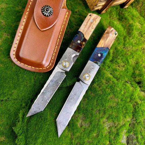 Xiu Shui Damascus Folding Knife