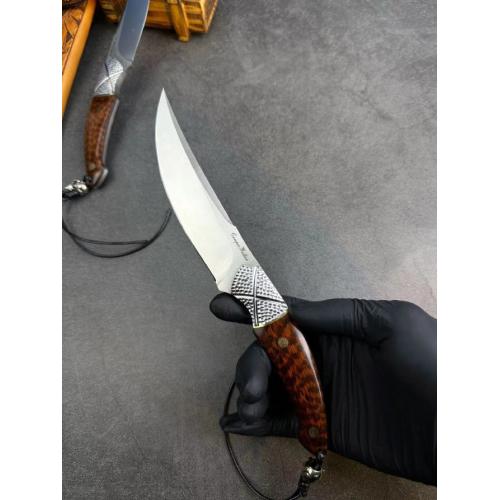 Hummingbird M390 Steel Knife: Precision and Performance in Your Hands