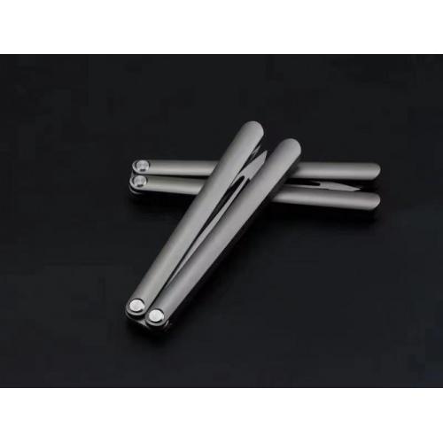 CSGO Titanium Butterfly Knife (Spear Point)