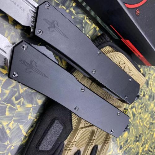Microtech Navy Beetle 2 with Brushed Handle