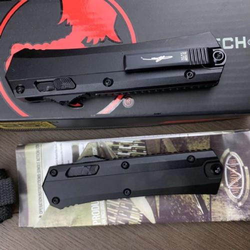 Introducing the Microtech Serpent Black Edition.
