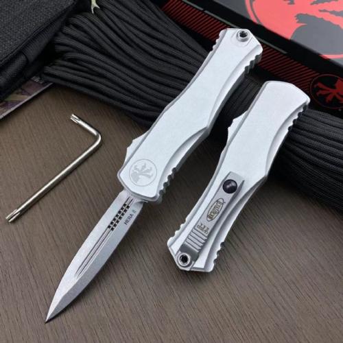 Introducing the Microtech Hera II: Featuring a sleek hidden screw design.