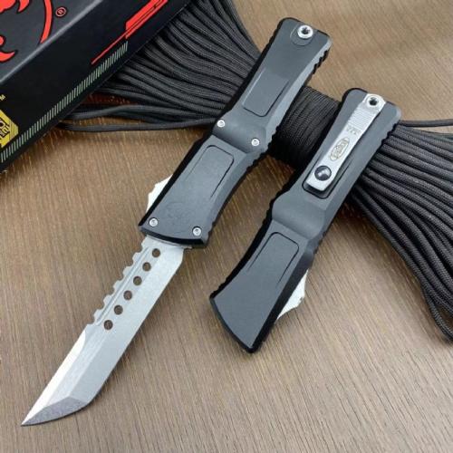 Introducing the Replica Microtech Dragon III: a masterful blend of precision engineering and sleek design. This replica 